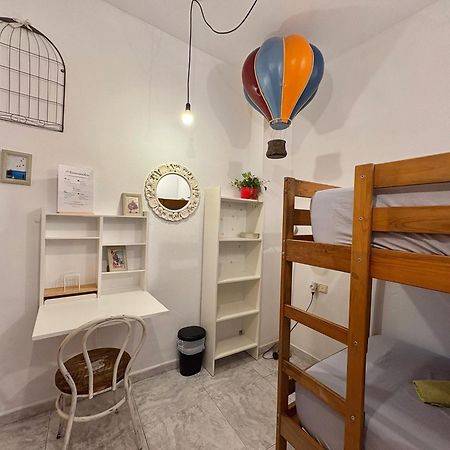 Habitacion En Calle Molino Málaga Exterior foto
